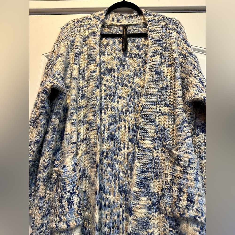 Renee C. brand long sweater cardigan. Size large.